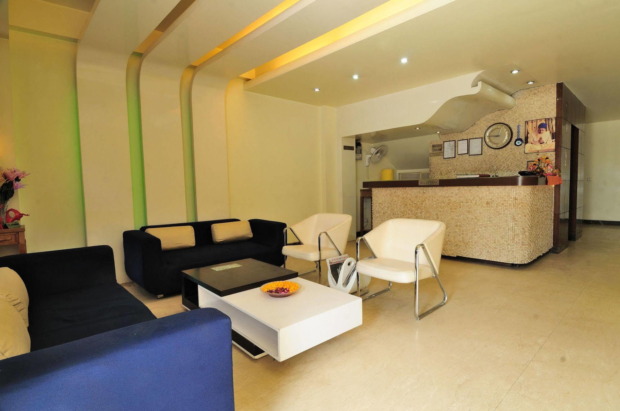 Sisley The Boutique Hotel Нью-Дели Экстерьер фото