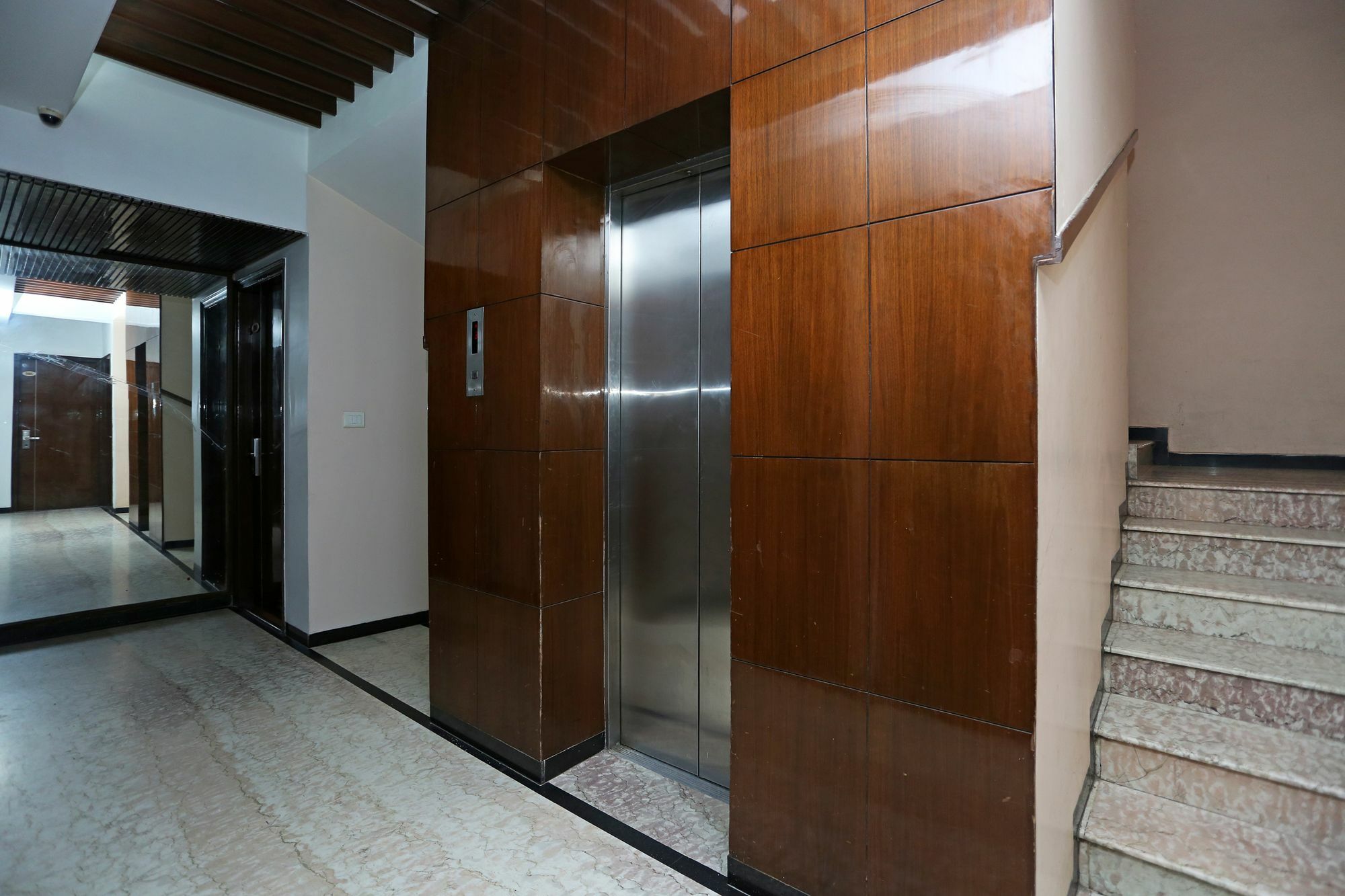 Sisley The Boutique Hotel Нью-Дели Экстерьер фото